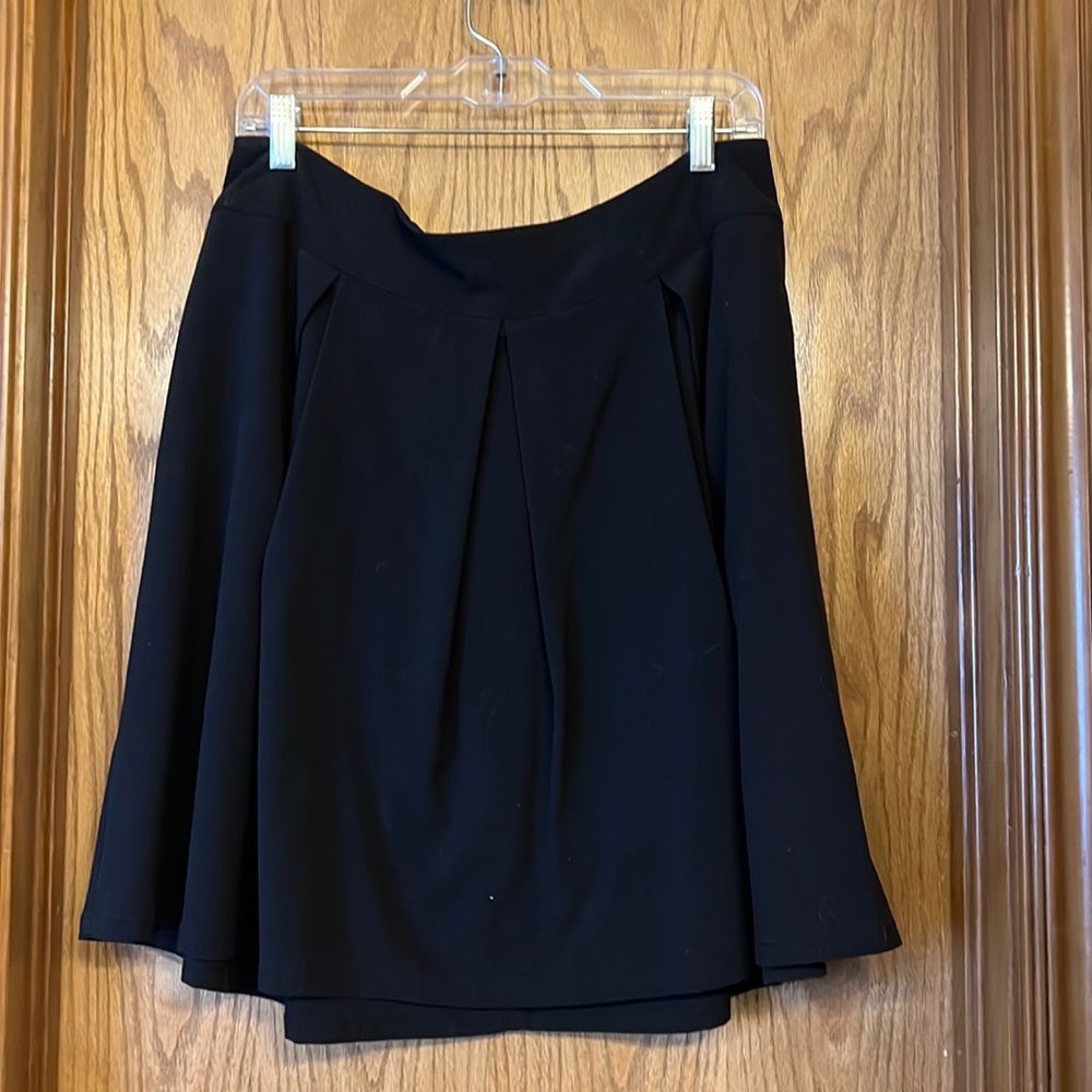 New York and Company A line skirt. Size 12 Black